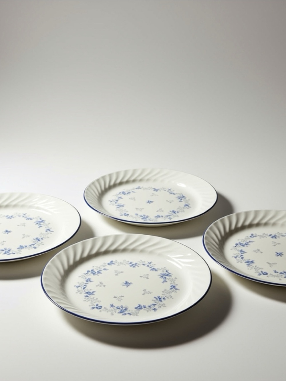 Corelle Corning White + Blue Floral Dinner Plates Swirl-rimmed: Set of 4